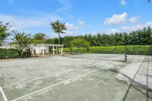 6 Hamptworth Dr, Great Neck, NY 11024 - Photo 33