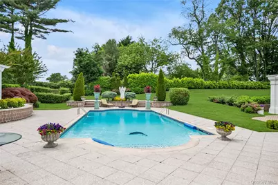 6 Hamptworth Drive, Great Neck, NY 11024 - Photo 21