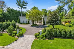 6 Hamptworth Dr, Great Neck, NY 11024 - Photo 3