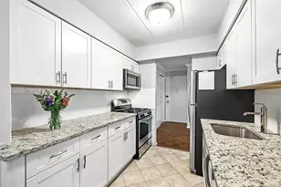 370 Central Park Ave, Scarsdale, NY 10583 - Photo 11