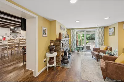 123 Pleasant Road, Lake Peekskill, NY 10537 - Photo 3