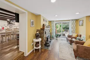 123 Pleasant Rd, Lake Peekskill, NY 10537 - Photo 3