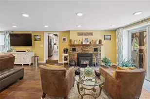 123 Pleasant Rd, Lake Peekskill, NY 10537 - Photo 5