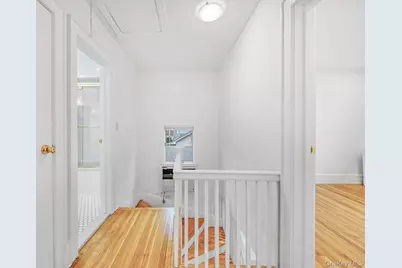 37 Keystone Place, Hewlett, NY 11557 - Photo 23