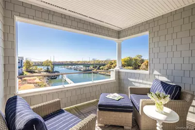 17 Old Boathouse Lane S, Hampton Bays, NY 11946 - Photo 11