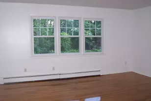 21 Pavilion Rd, Suffern, NY 10901 - Photo 3