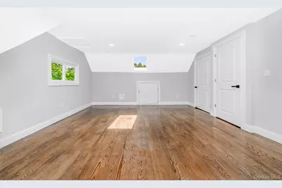 33 Ball Park Lane, Hicksville, NY 11801 - Photo 23