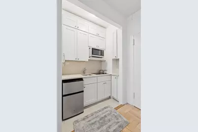 76-26 113th Street #1B, Forest Hills, NY 11375 - Photo 5