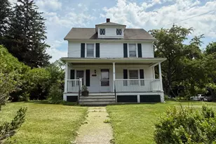 5842 S Elm Ave, Millerton, NY 12546 - Photo 3