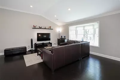 112 Ursula Drive, Roslyn, NY 11576 - Photo 5