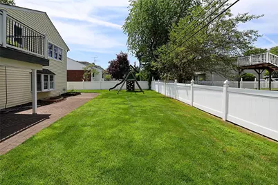 112 Ursula Drive, Roslyn, NY 11576 - Photo 37