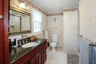 112 Ursula Dr, Roslyn, NY 11576 - Photo 19