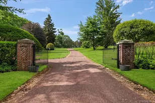 127 Horseshoe Rd, Mill Neck, NY 11765 - Photo 47