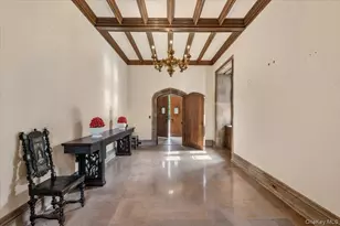 127 Horseshoe Rd, Mill Neck, NY 11765 - Photo 7