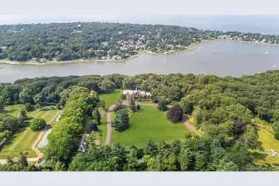 127 Horseshoe Road, Mill Neck, NY 11765 - Photo 11