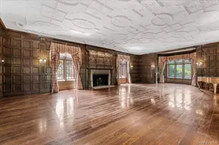 127 Horseshoe Rd, Mill Neck, NY 11765 - Photo 15