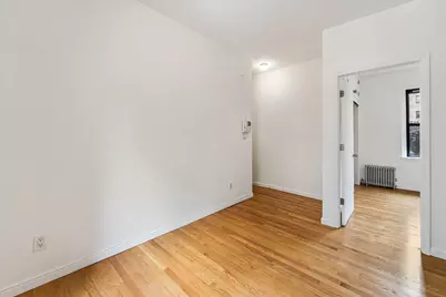 2137 33rd Street #3D, Astoria, NY 11105 - Photo 3