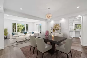 12 Foxhurst Ct, Manhasset Hills, NY 11040 - Photo 15