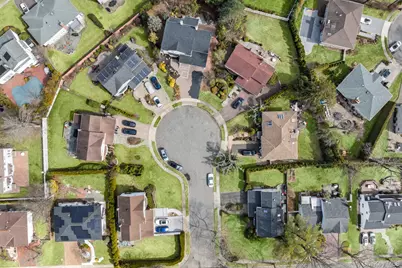 12 Foxhurst Court, Manhasset Hills, NY 11040 - Photo 49