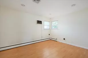 21 Silver St, West Babylon, NY 11704 - Photo 17