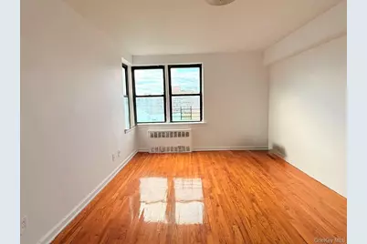 136-30 Sanford Avenue #6D, Flushing, NY 11355 - Photo 7