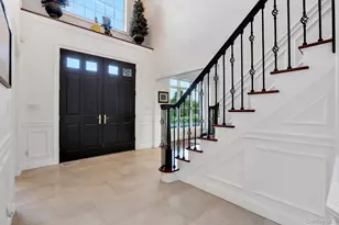 28 Viola Ct, Wappingers Falls, NY 12590 - Photo 3