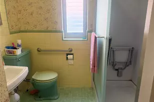 35-16 203 St, Bayside, NY 11361 - Photo 5