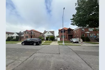 35-16 203 Street, Bayside, NY 11361 - Photo 3