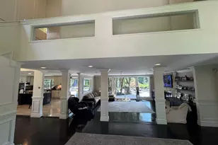 6 Fox Hunt Ct, Huntington, NY 11743 - Photo 9