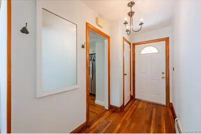 237 Oakwood Road, Huntington, NY 11743 - Photo 3