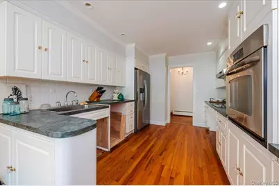 237 Oakwood Road, Huntington, NY 11743 - Photo 13