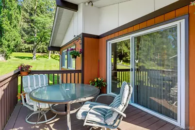 207 E Hook Road, Hopewell Junction, NY 12533 - Photo 9