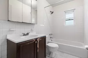 490 Main St, Farmingdale, NY 11735 - Photo 5