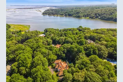 9 Swan Place, Nissequogue, NY 11780 - Photo 3