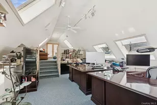 9 Swan Pl, Nissequogue, NY 11780 - Photo 31