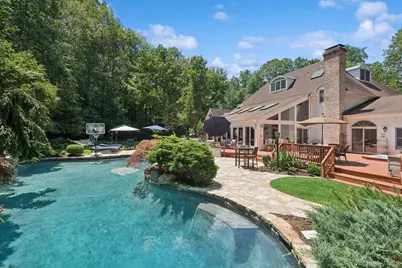 9 Swan Place, Nissequogue, NY 11780 - Photo 1