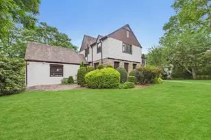 75 Lord Kitchener Rd, New Rochelle, NY 10804 - Photo 9