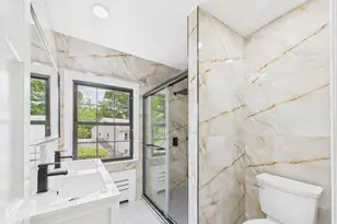 75 Lord Kitchener Rd, New Rochelle, NY 10804 - Photo 7