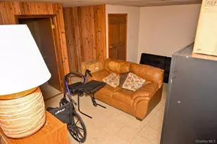 3331 Hone Ave, Bronx, NY 10469 - Photo 11