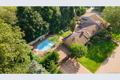 6 Cambridge Drive, Smithtown, NY 11787 - Photo 33