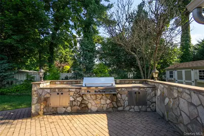 6 Cambridge Drive, Smithtown, NY 11787 - Photo 25