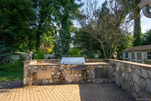 6 Cambridge Dr, Smithtown, NY 11787 - Photo 25