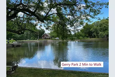 90 E Broadway, Roslyn, NY 11576 - Photo 25