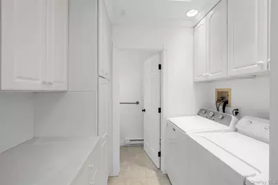 20 Kingston Avenue, Port Jervis, NY 12771 - Photo 13