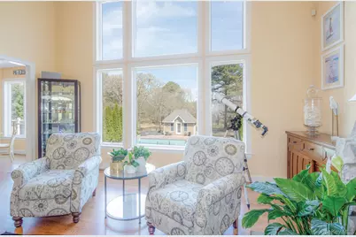 115 Highland Road, Southampton, NY 11968 - Photo 7