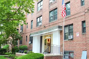 84-31 Van Wyck Expressway, Briarwood, NY 11435 - Photo 19