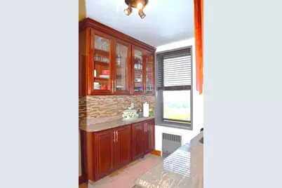 84-31 Van Wyck Expressway #5F, Briarwood, NY 11435 - Photo 5