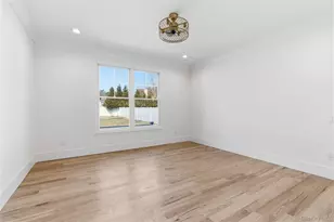 12 School House Ln, Syosset, NY 11791 - Photo 17