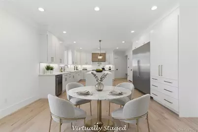 12 School House Lane, Syosset, NY 11791 - Photo 9