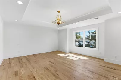 12 School House Lane, Syosset, NY 11791 - Photo 21